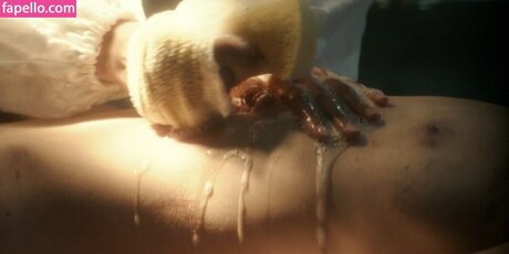 Bella Dayne star art archive