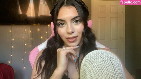 Tingly Asmr_ beautiful model images