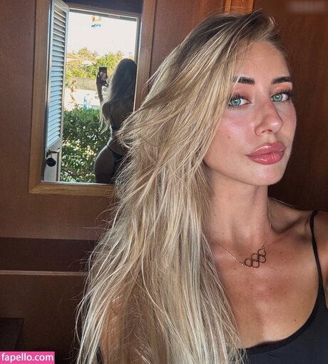 Gaia Sabbatini naked pornstar image