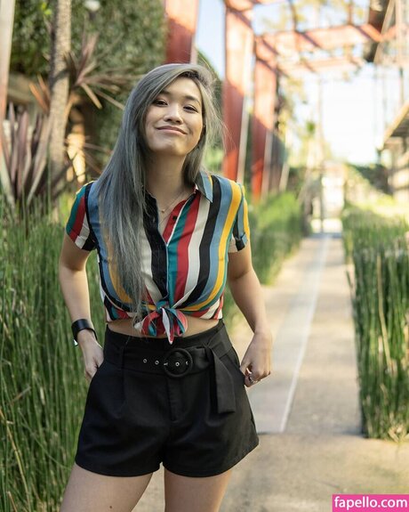 Julia Chow porn star pictures