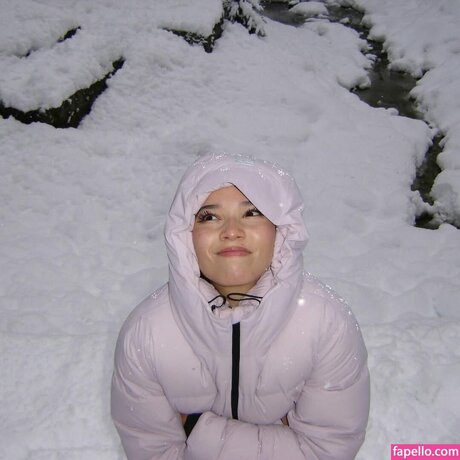 Malia Baker star perfect img