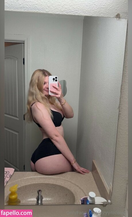 Izzy Nicole sex actress pics