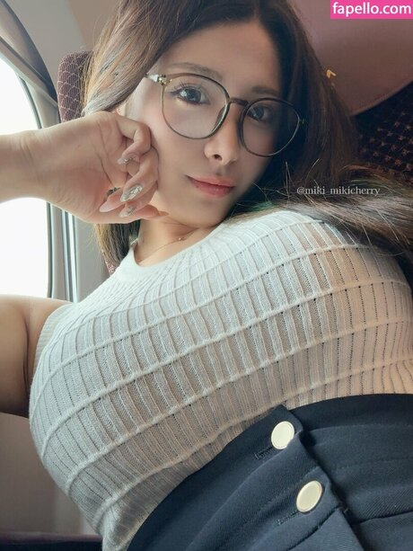 mikimiki cherry model nude image