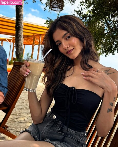 ishitasgj pornstar adult pic