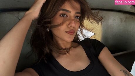 ishitasgj perfect actress pics