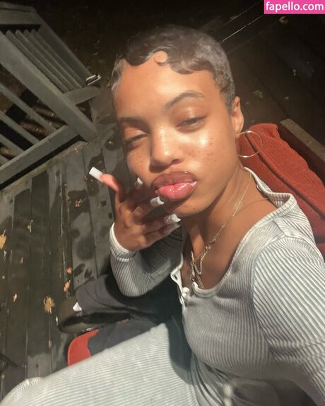 Kimaya nichelle pornographic model images