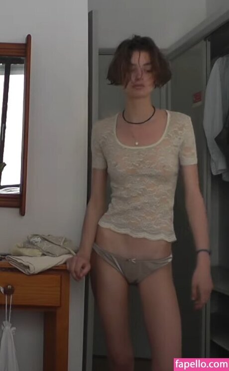 Ava Kalitowski xxx model pictures