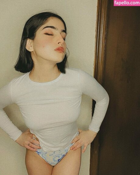 Jasneet Kaur model pornographic images