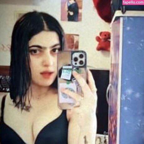 Jasneet Kaur hot model gallery