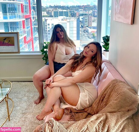 body auty high quality model archive