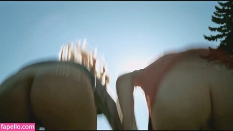 June Diane Raphael model high quality image