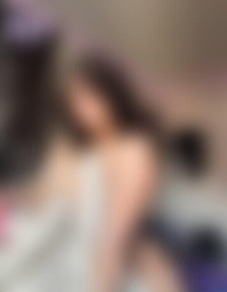 bunnisluut pornstar image