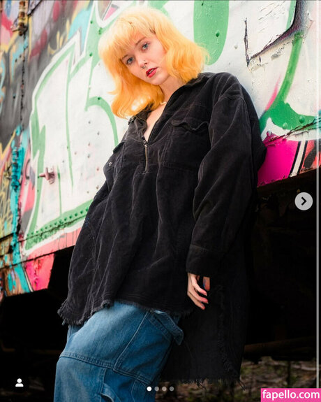 Imgiannasmith art actress pic