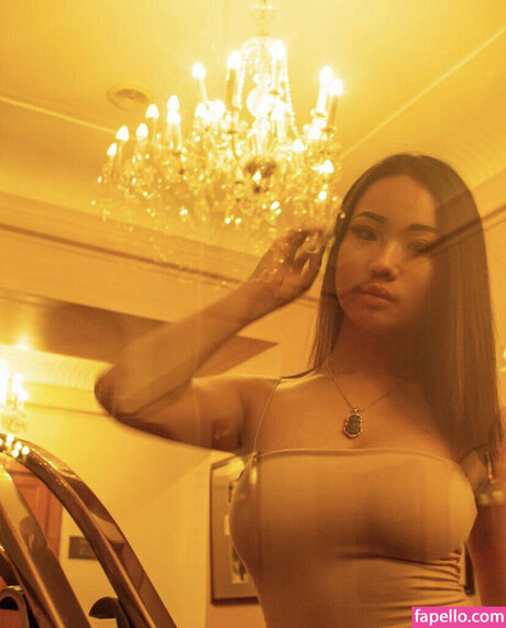 itsnickytran nice model pic