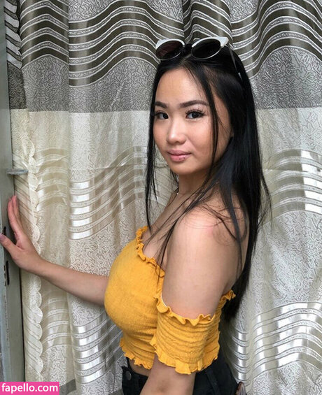 itsnickytran erotic star galleries