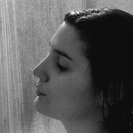 Manuela Mulligh porn actress img