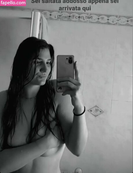 Manuela Mulligh erotic actress galleries