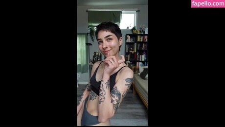 Ohkaylin nude pornstar galleries