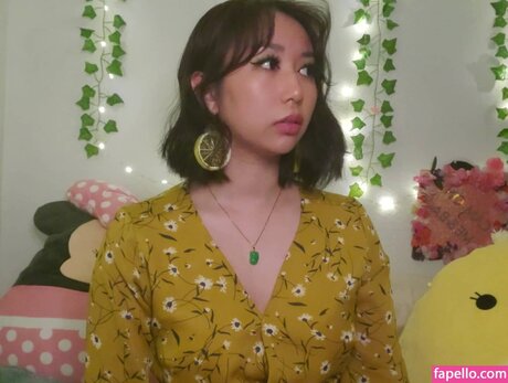 Sophia Phan model adult pictures