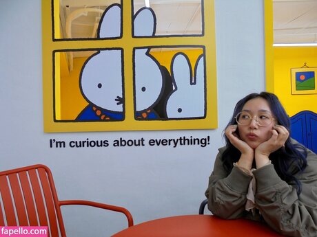 Sophia Phan model hot galleries