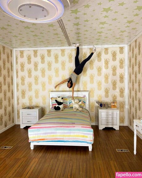 Sophia Phan beautiful pornstar archive