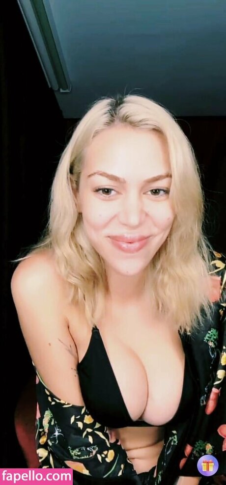 Seydanur Tunc pornstar sexy gallery