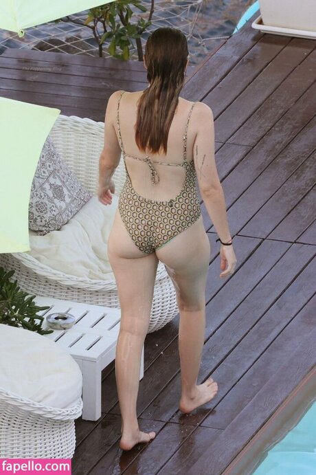 Clara McGregor pornstar top images