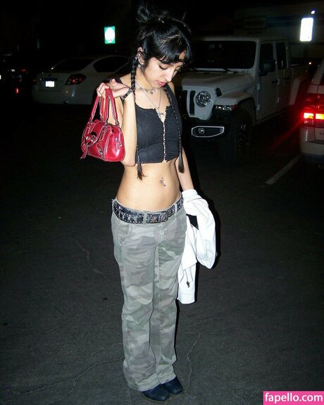 Aislinn Ritchie pornstar nice picture