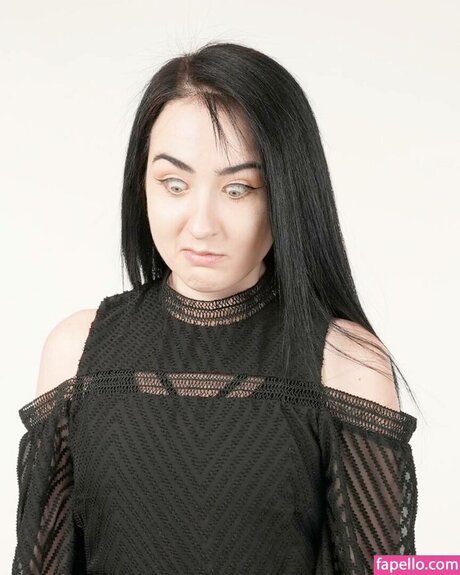 Amy Roberts pornstar naked pic