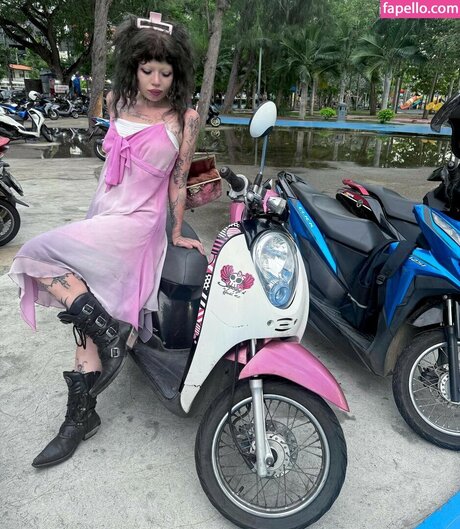 Jazmin Bean model galleries