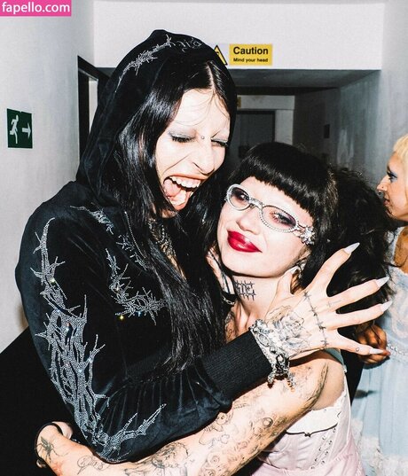 Jazmin Bean adult model img