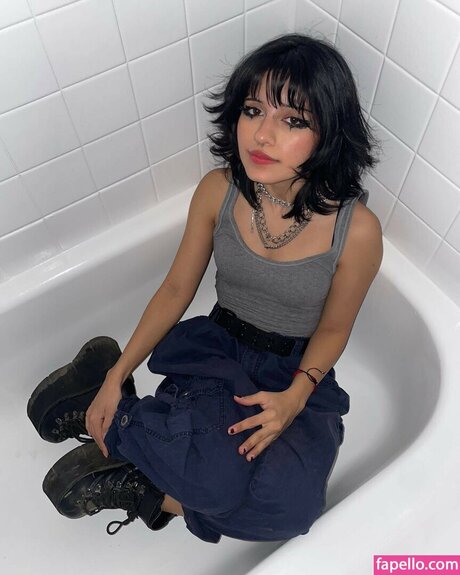 Violent Vira pornstar xxx pictures