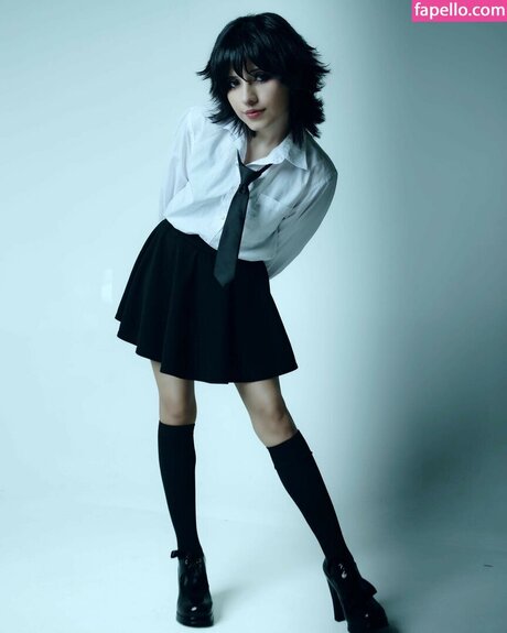 Violent Vira high quality actress pic