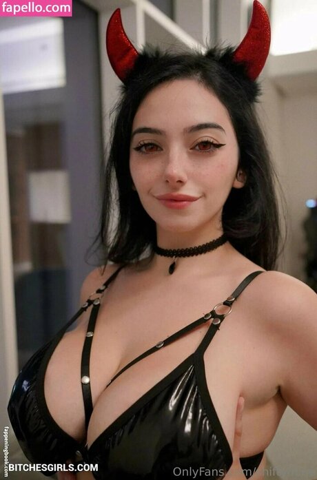 Sofia Mina star xxx image