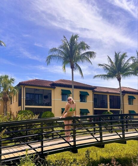 Sabrina Brier pornstar perfect pic