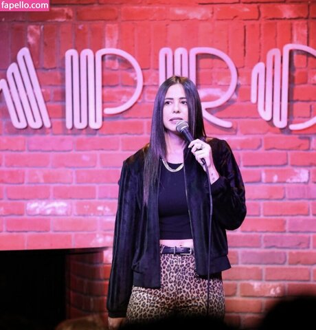 Rachel Wolfson nudes actress picture