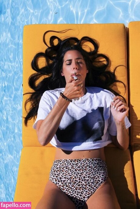 Rachel Wolfson naked star image