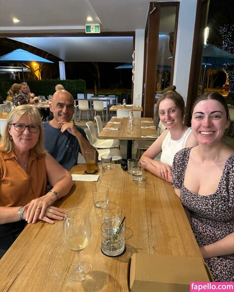 NicsandNacs hot actress gallery