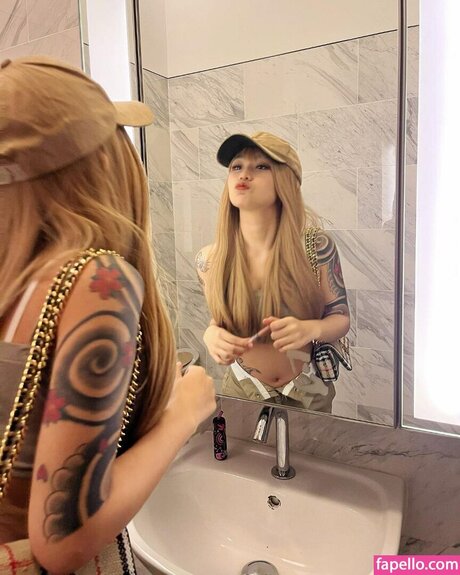 natashaznrl star xxx photo