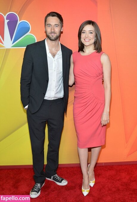 Megan Boone hot actress img