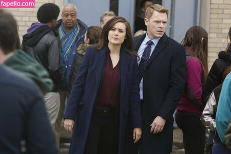 Megan Boone erotic model pictures