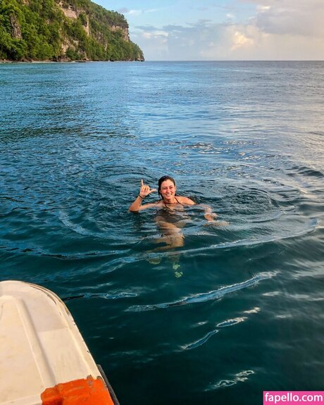 whereiskristen free actress pictures