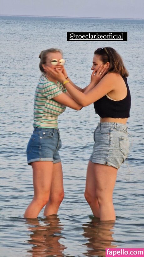 Zoe Clarke naked star img