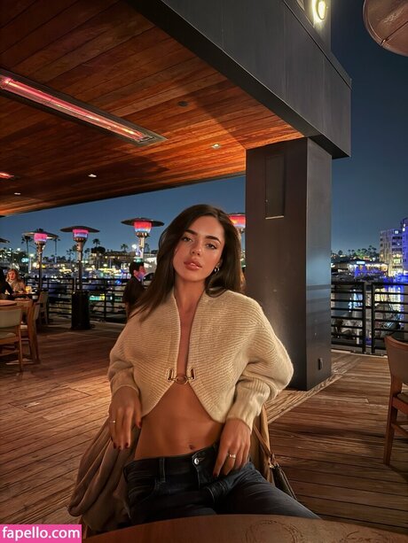 Valerie smth adult model photo