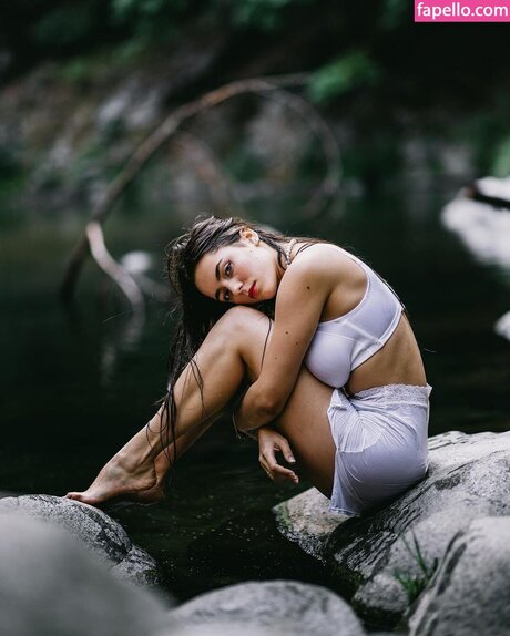 Valerie smth hd actress picture