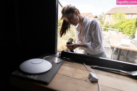 Hands On Katie free star picture