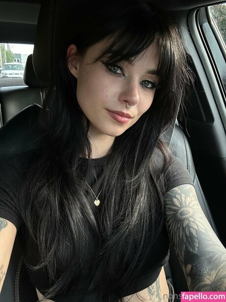 Claire Estabrook Profile pic