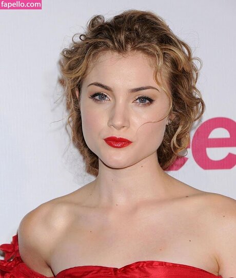 Skyler Samuels high quality actress image