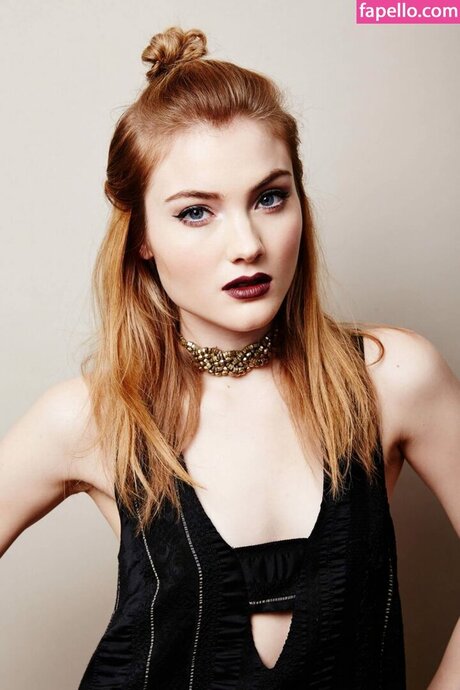 Skyler Samuels high quality star pics