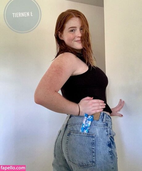 Bluetiernen model pornographic gallery